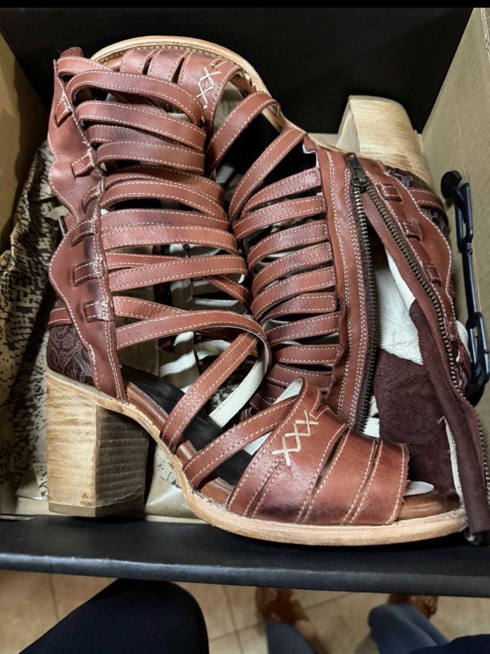 FREEBIRD Women's Brown Strappy Block Heel Sandals